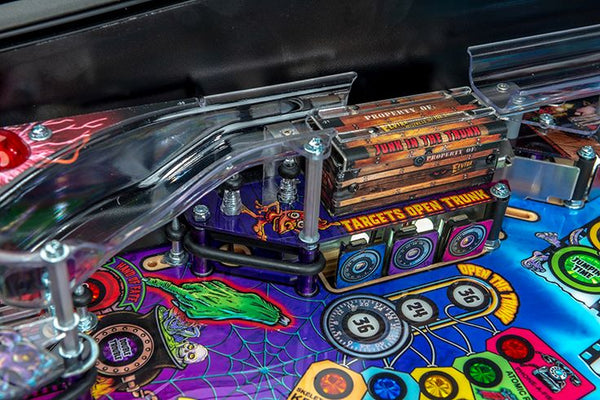 Elivra's House of Horrors Pinball Machine