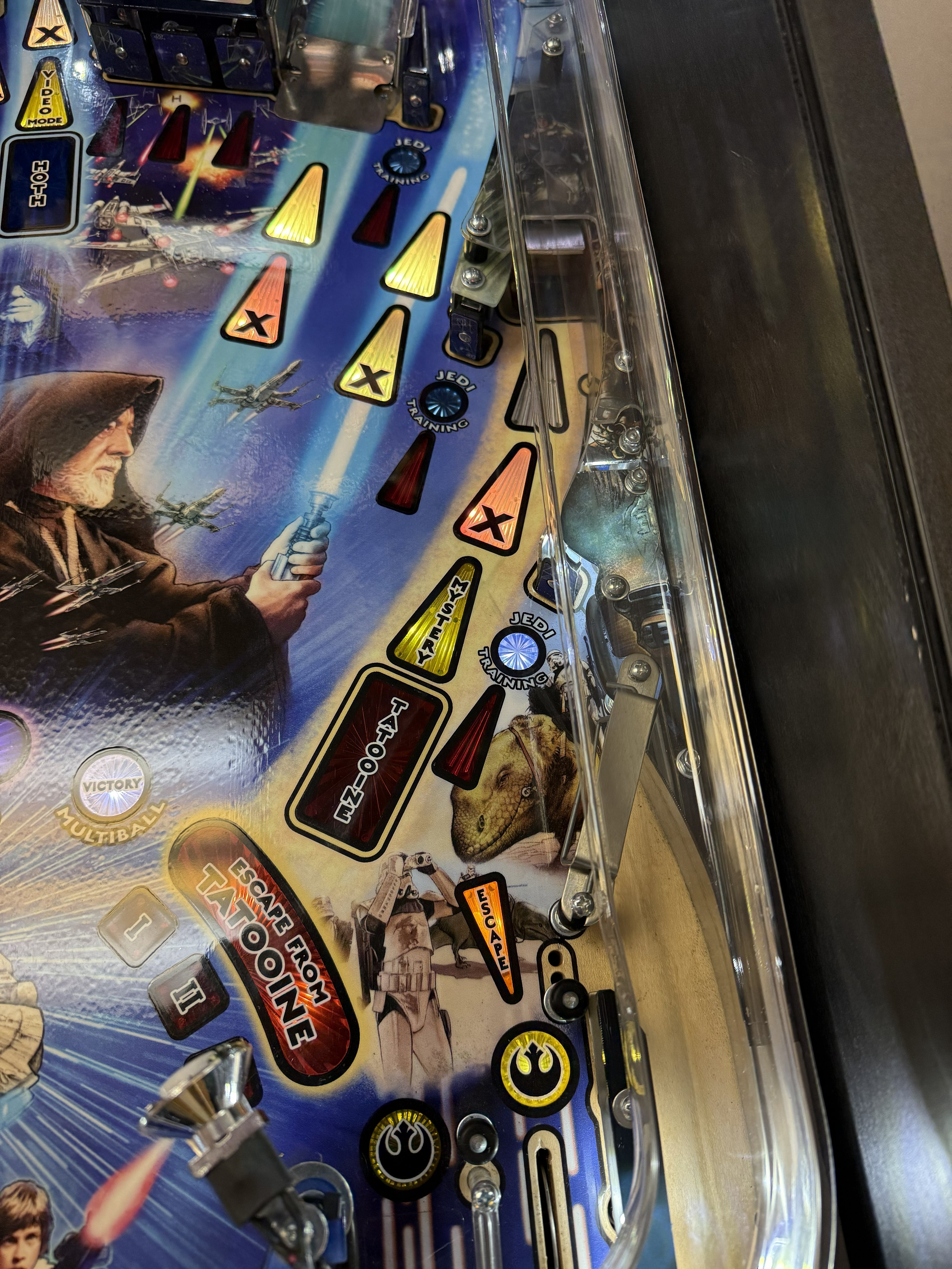 Star Wars Pro 2017 Pinball Machine - Used