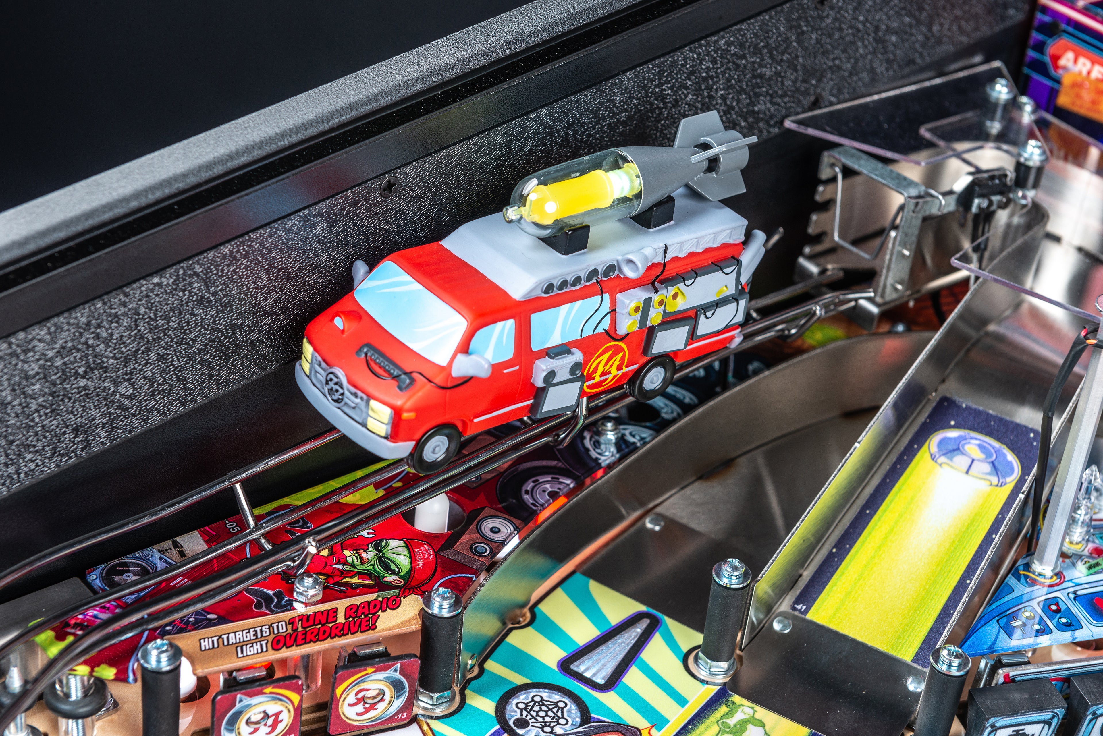 Foo Fighters Premium Pinball Machine