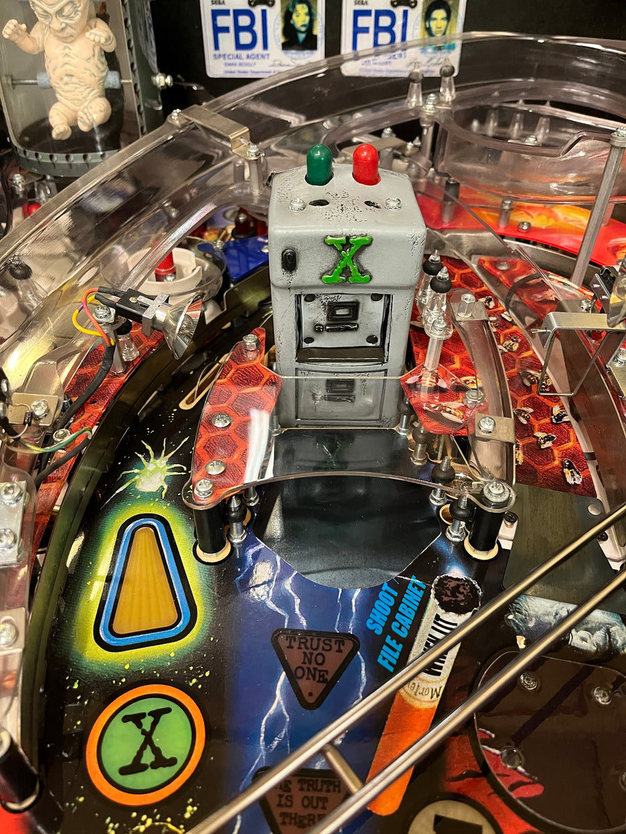 X Files Pinball Machine Pixels and Pinball